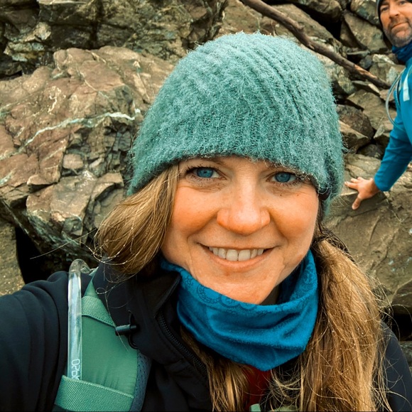 Meet your Posher, Lori - Picture 2 of 12